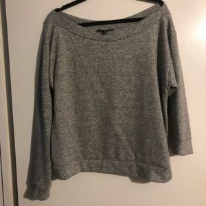 Off the shoulder Lulus sweatshirt